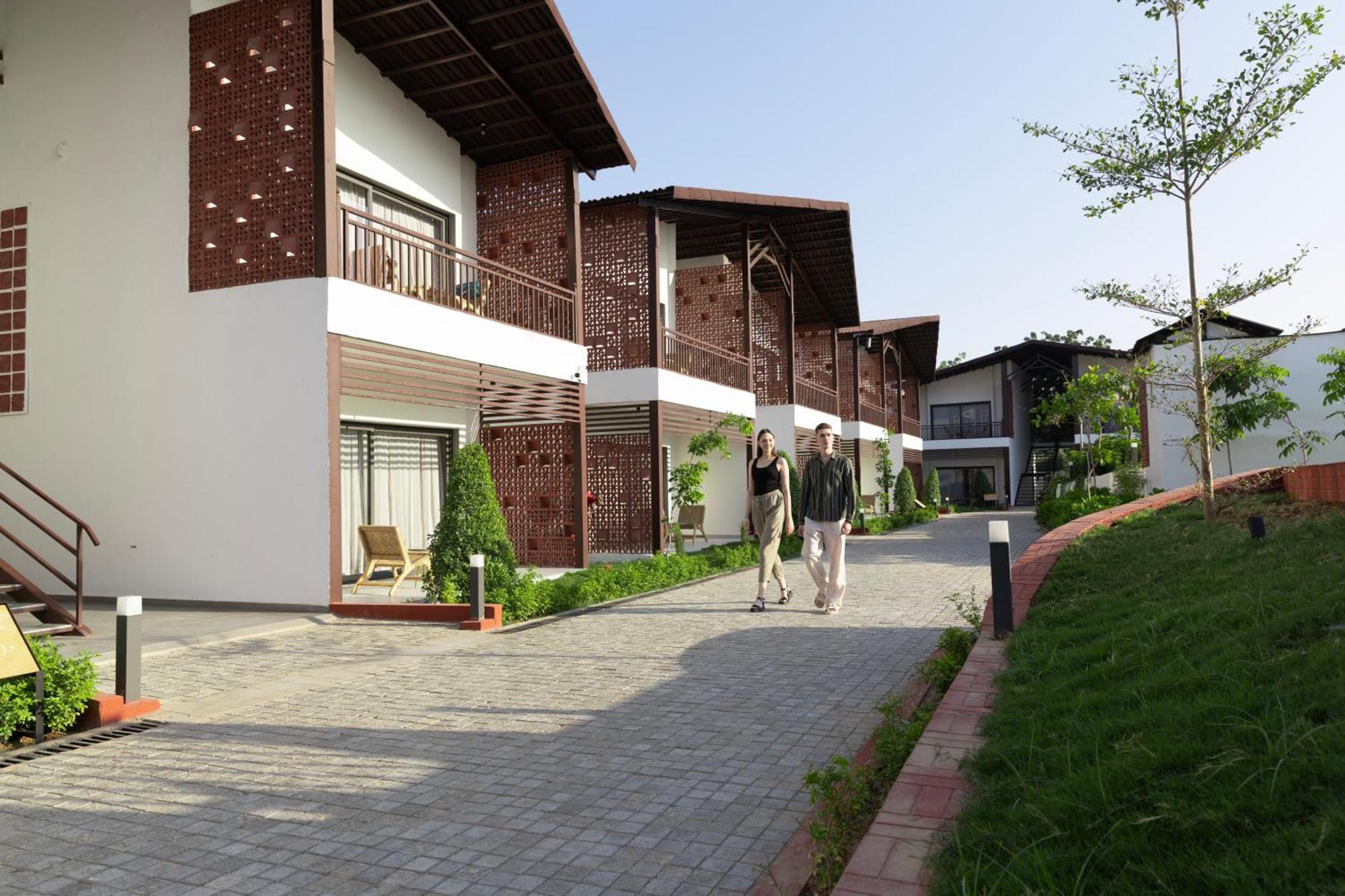 Evoke Dholavira Hotel Екстериор снимка
